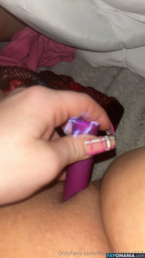 Holly / Midwest Spice 317 / midwestspice317 / randomess317 / randomesss86 Nu OnlyFans  Foto vazada #8