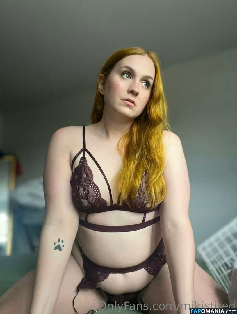 mik_is_tired / mikaelaistired / mikistired Nu OnlyFans  Foto vazada #17