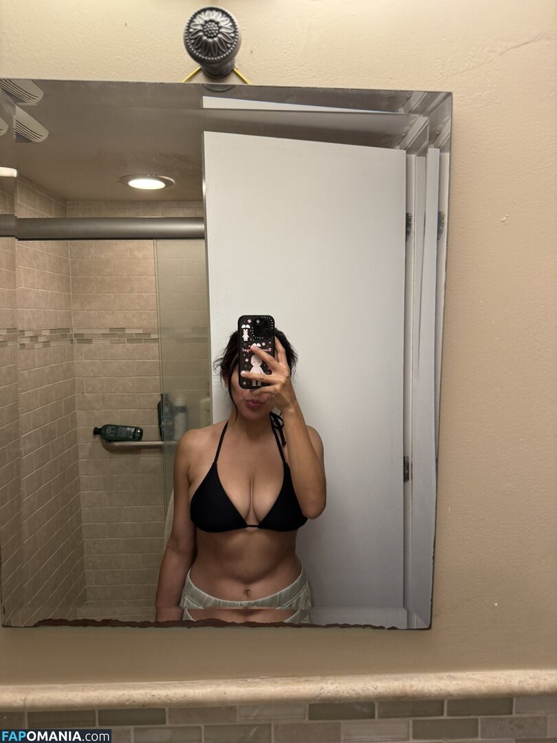 Mikasavader / https: Nu OnlyFans  Foto vazada #12