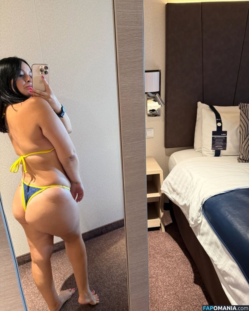 Milena Borrelli / giaguaro_queen / giaguaroqueen_ / giaguaroqueen__ Nu OnlyFans  Foto vazada #17