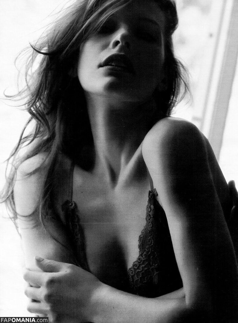 Milla Jovovich / MillaJovovich Nu OnlyFans  Foto vazada #325