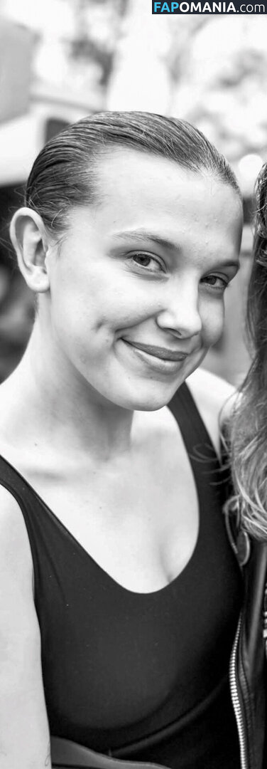 Millie Bobby Brown / milliebobbybrown Nu OnlyFans  Foto vazada #102