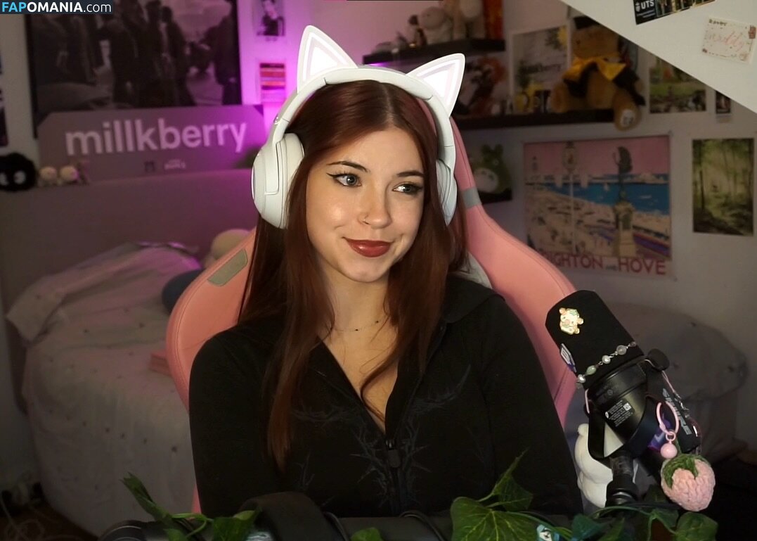 Millkberry / https: / milllkberry Nu OnlyFans  Foto vazada #6