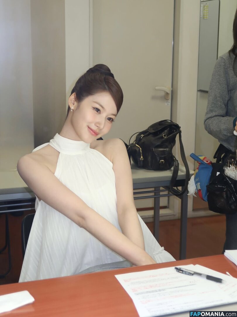Minatozaki Sana / TWICE / m.by__sana Nu OnlyFans  Foto vazada #3