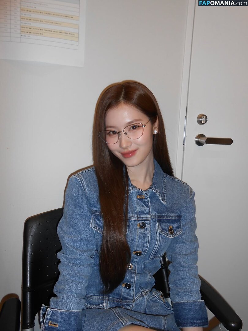 Minatozaki Sana / TWICE / m.by__sana Nu OnlyFans  Foto vazada #50
