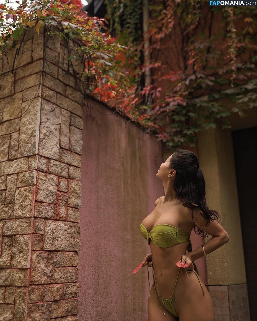 Mira_nowhere / Mira_twitch Nu OnlyFans  Foto vazada #39