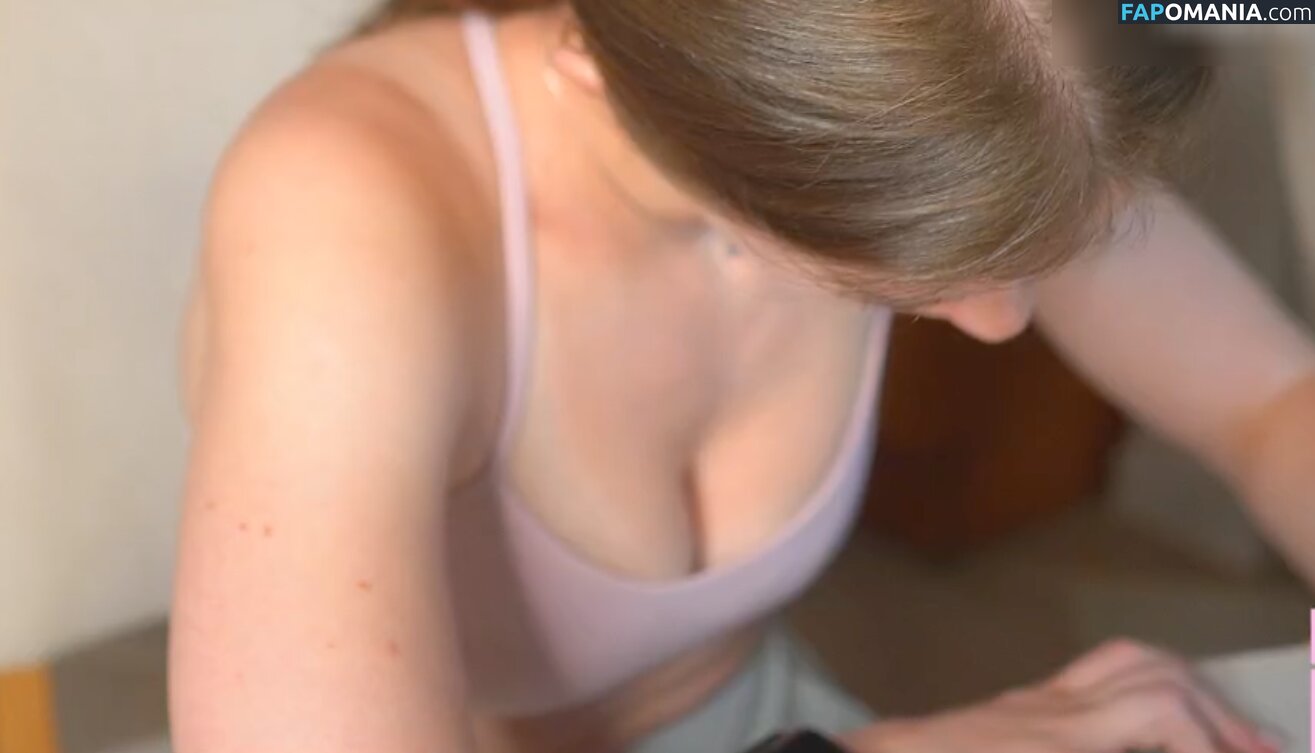 Mira Szalma / https: / mira.004 Nu OnlyFans  Foto vazada #567