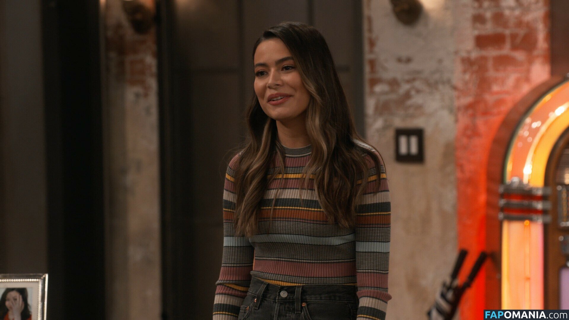 Miranda Cosgrove / MirandaCosgrove / onlyfanssz Nu OnlyFans  Foto vazada #78
