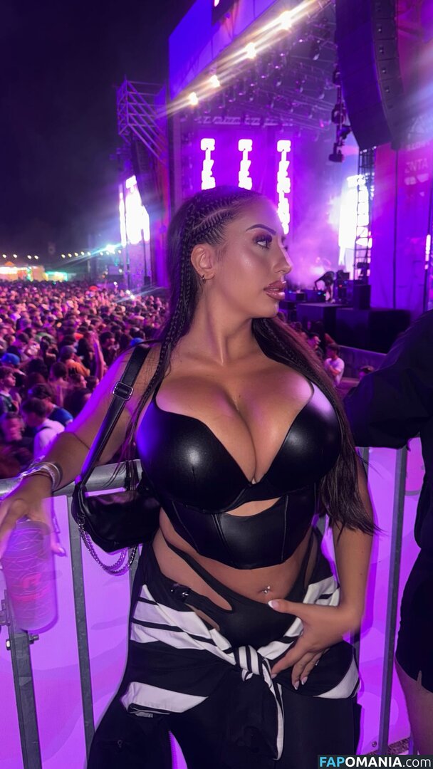 mireiagomariz / mireiagxx Nu OnlyFans  Foto vazada #2