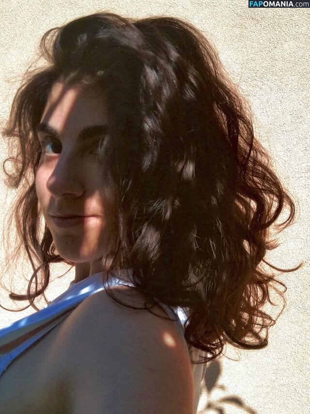 Miriana Di Fazio / cecinestpasmiri Nu OnlyFans  Foto vazada #2