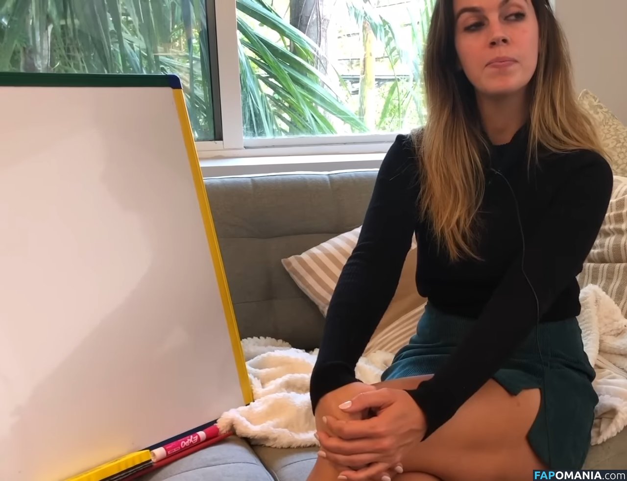 Miss Bell ASMR / missbellasmr Nu OnlyFans  Foto vazada #2