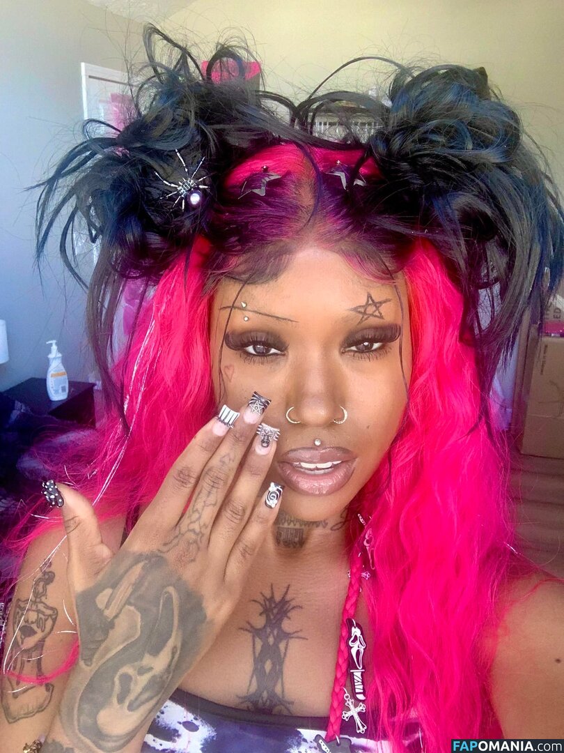 Miss Spookie / Tierra TV / spookiebaddie / tayeruhh / tayeruhh... Nu OnlyFans  Foto vazada #10