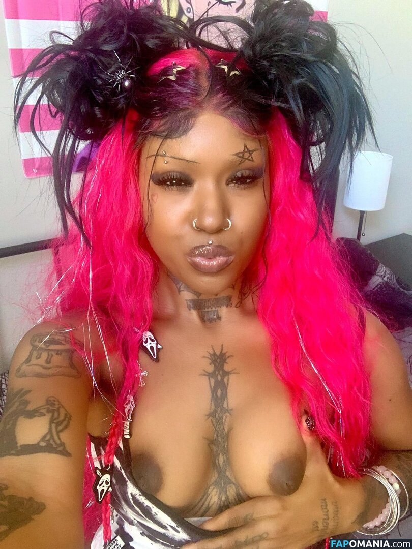 Miss Spookie / Tierra TV / spookiebaddie / tayeruhh / tayeruhh... Nu OnlyFans  Foto vazada #13