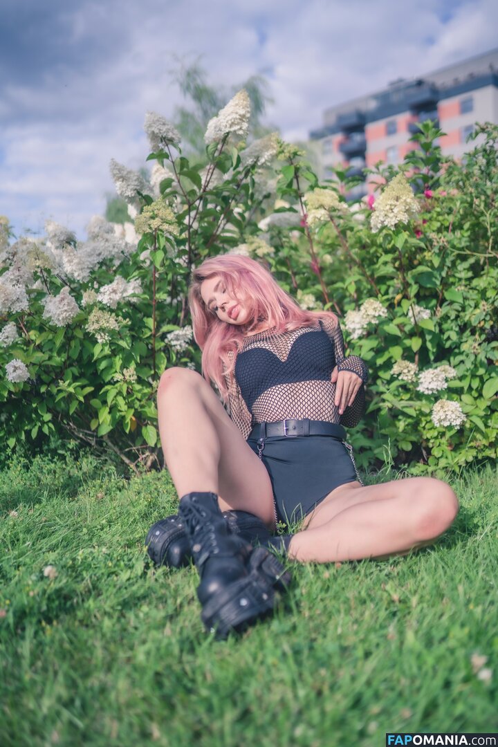 MissCoookiez / misscoco2k20 Nu OnlyFans  Foto vazada #78