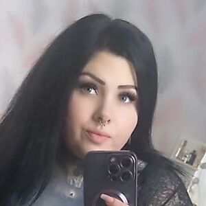 Misscurvy7