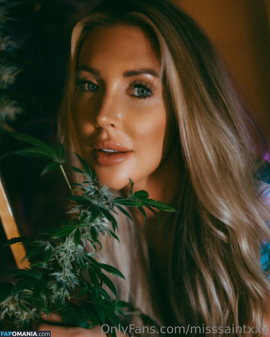 misssaintxxx / samantha_saintxo Nu OnlyFans  Foto vazada #99