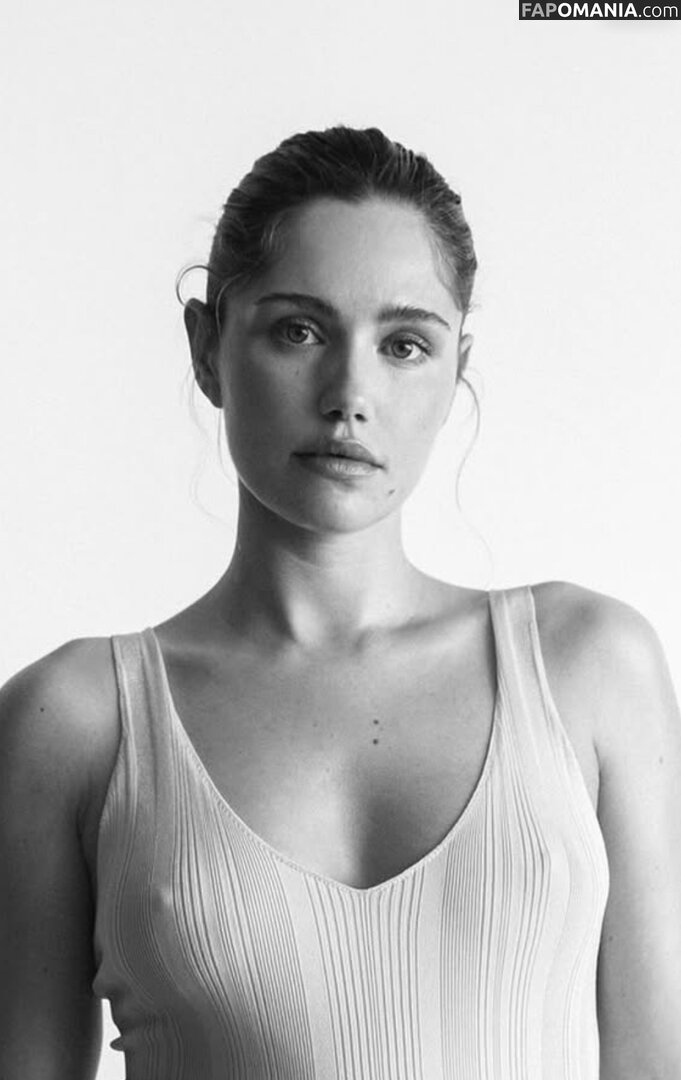 Mitsou Jung Nu OnlyFans  Foto vazada #1