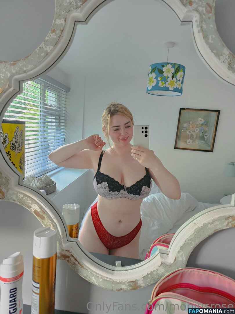 Mobiushoes / mobius.rose / mobiusrose Nu OnlyFans  Foto vazada #15