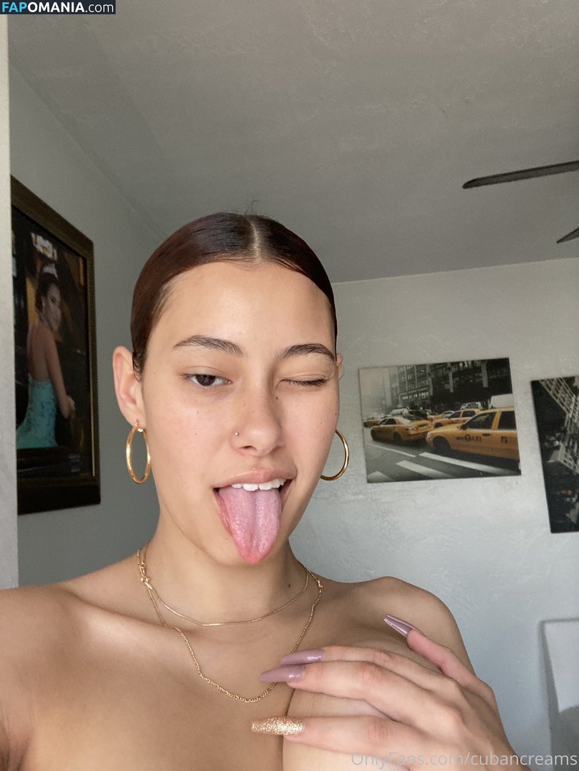 mollycreams / mollycreamss Nu OnlyFans  Foto vazada #5