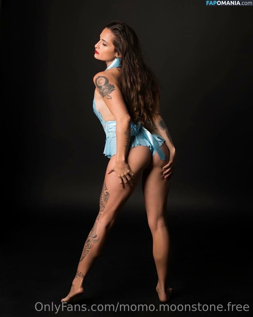 momo.moonstone / momo.moonstone.free Nu OnlyFans  Foto vazada #11