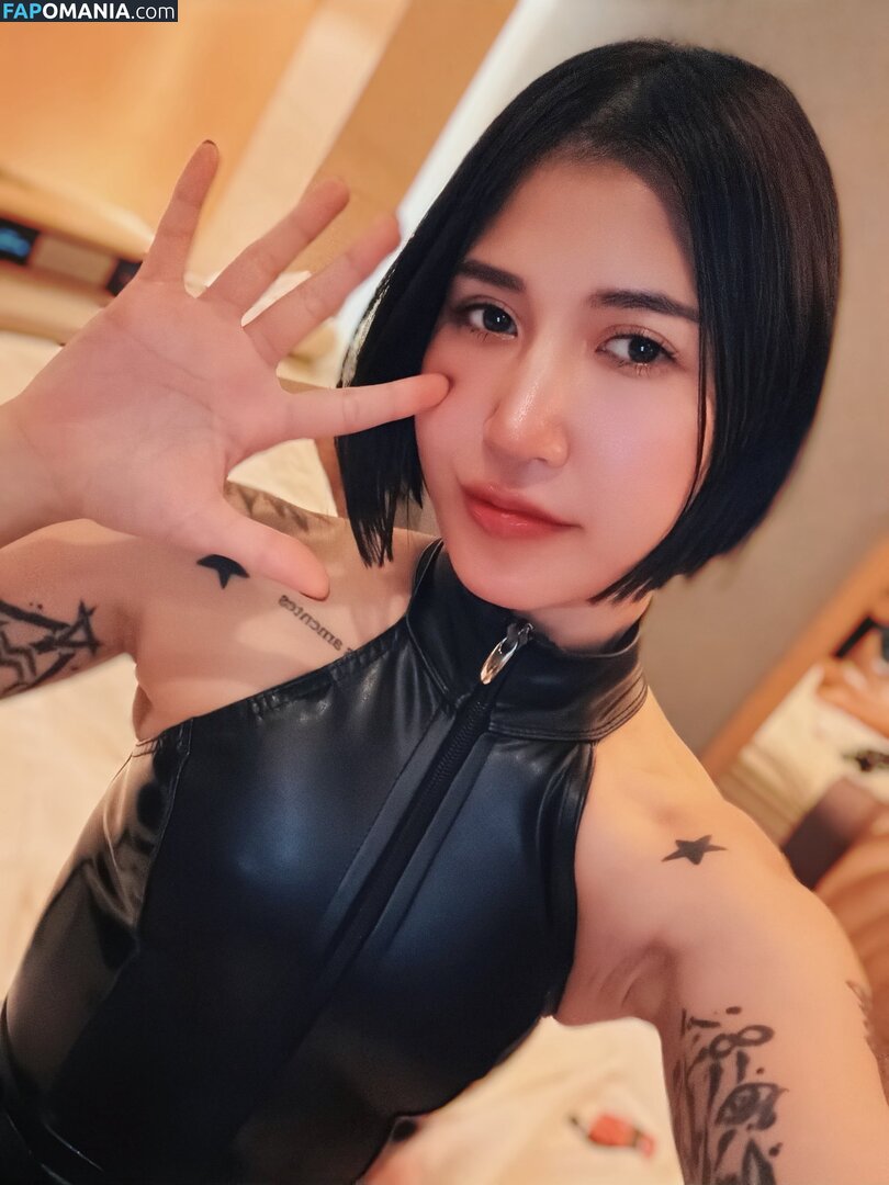 Mona Enju / https: / mmmowmow / mo_mo_milkbom Nu OnlyFans  Foto vazada #5