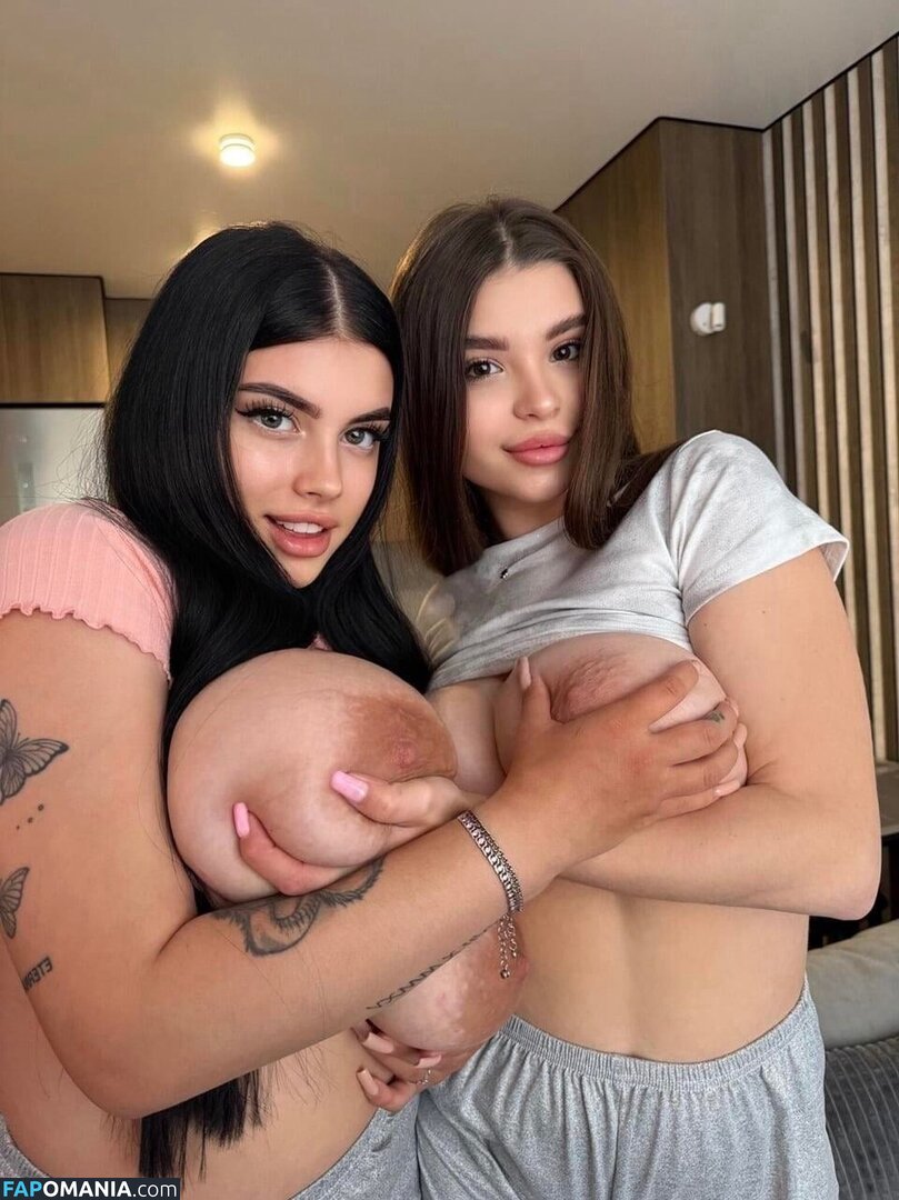 Mona Milk / Mona_milka / PeachImpulse / https: / mnymlk9 / mona_miilk / monamilk Nu OnlyFans  Foto vazada #14