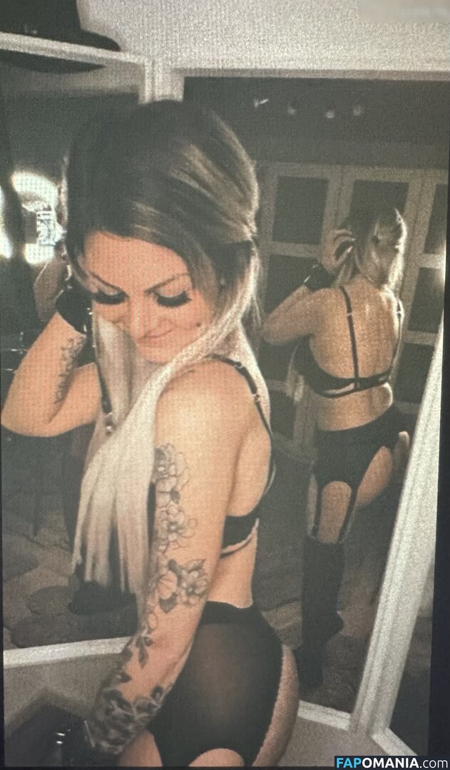 MonaRockt / monarockt_official Nu OnlyFans  Foto vazada #29