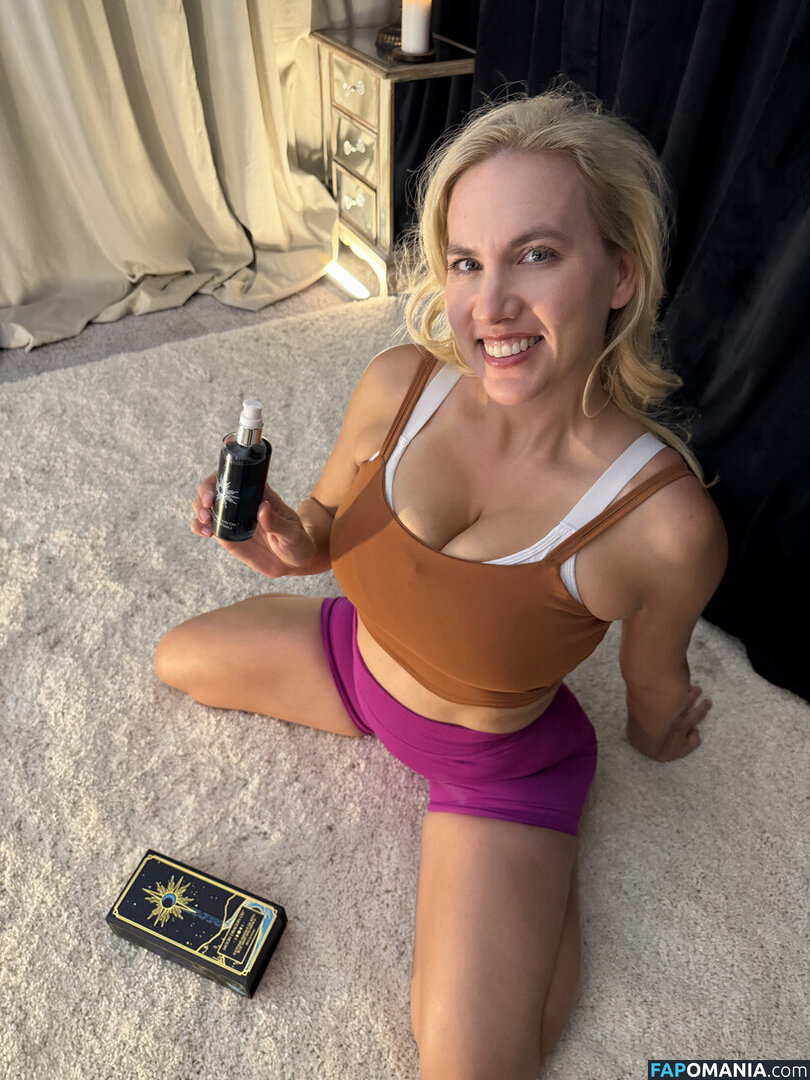 Brenda Mondragon / Mondragon Chiropractic / chiro_dragon Nu OnlyFans  Foto vazada #49