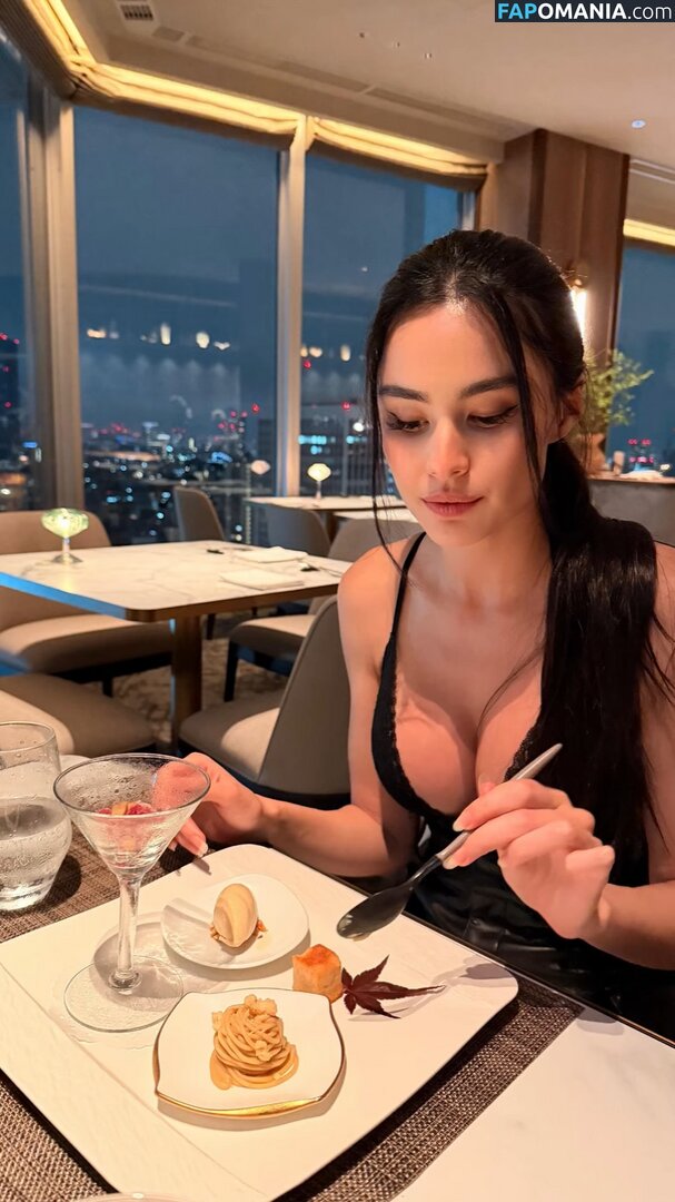 Moni Charlton / monicharlton Nu OnlyFans  Foto vazada #6