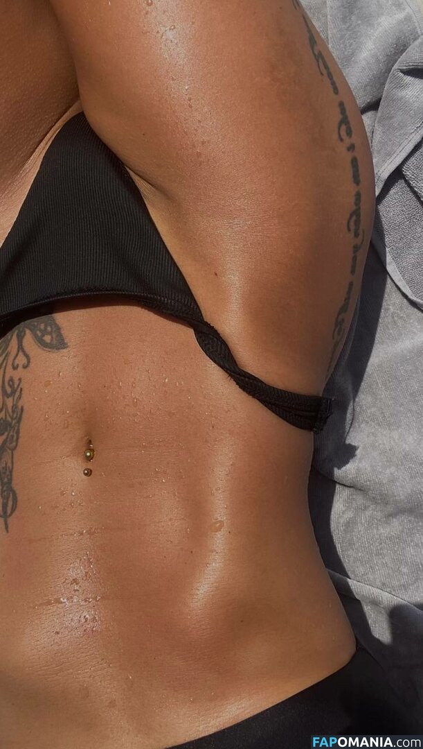 Monika Kinga / monikakinga / monikakingaa Nu OnlyFans  Foto vazada #1