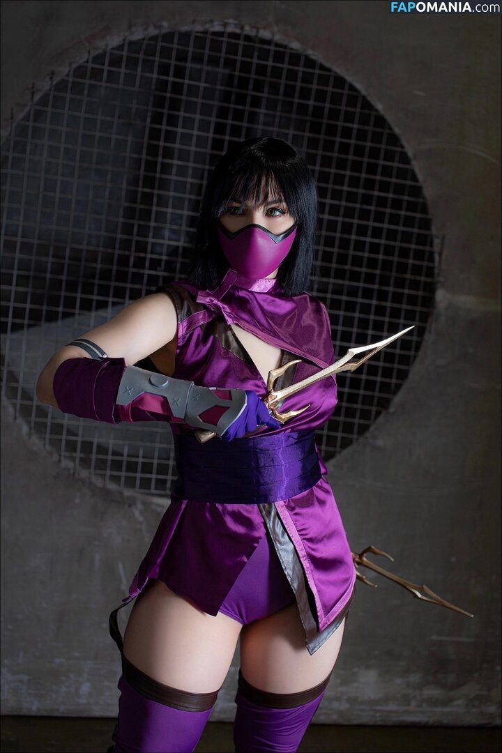 Mortal Kombat Erotic Cosplay Nu OnlyFans  Foto vazada #5