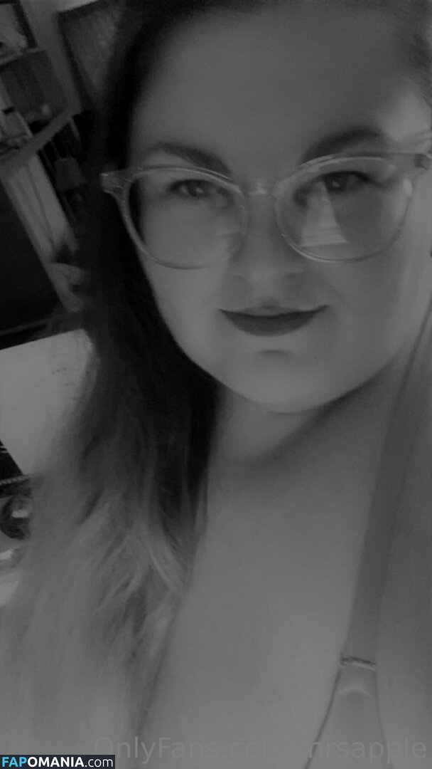 mrsapple / therealmrsapple Nu OnlyFans  Foto vazada #92