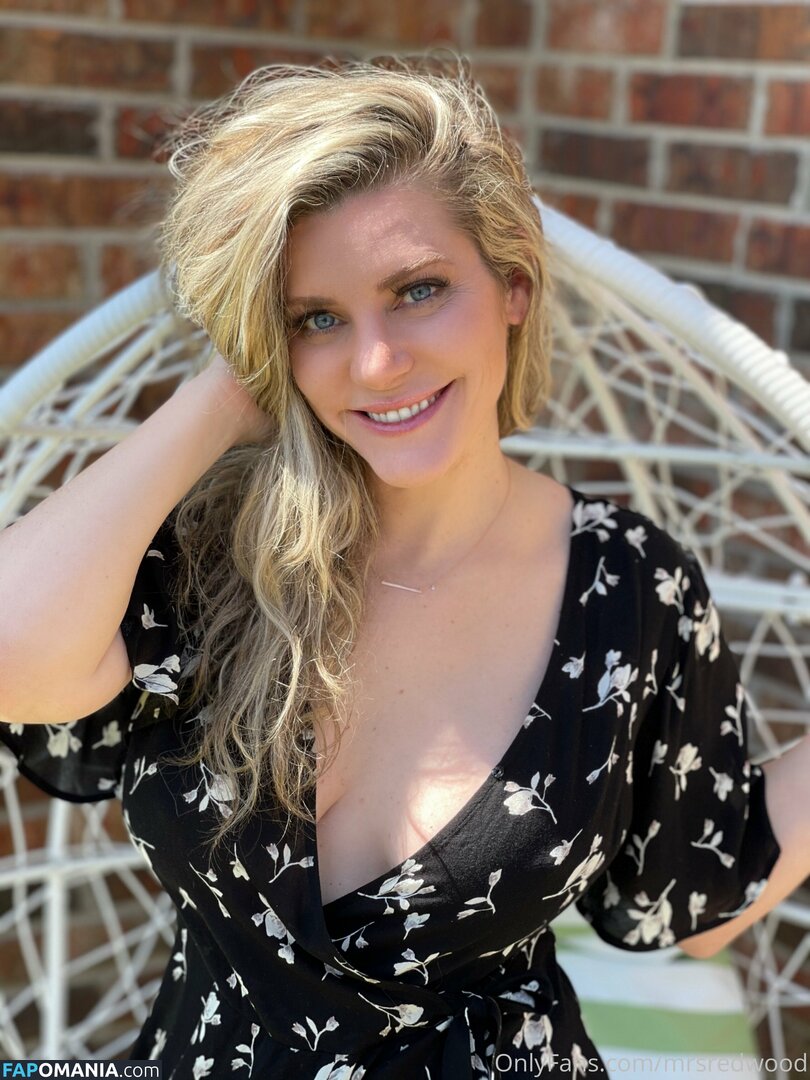 Heidi Redwood / mrsredwood / the.real.mrs.redwood Nu OnlyFans  Foto vazada #22