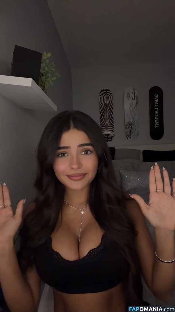 chulitaaa1 / ms.chulaaa Nu OnlyFans  Foto vazada #1