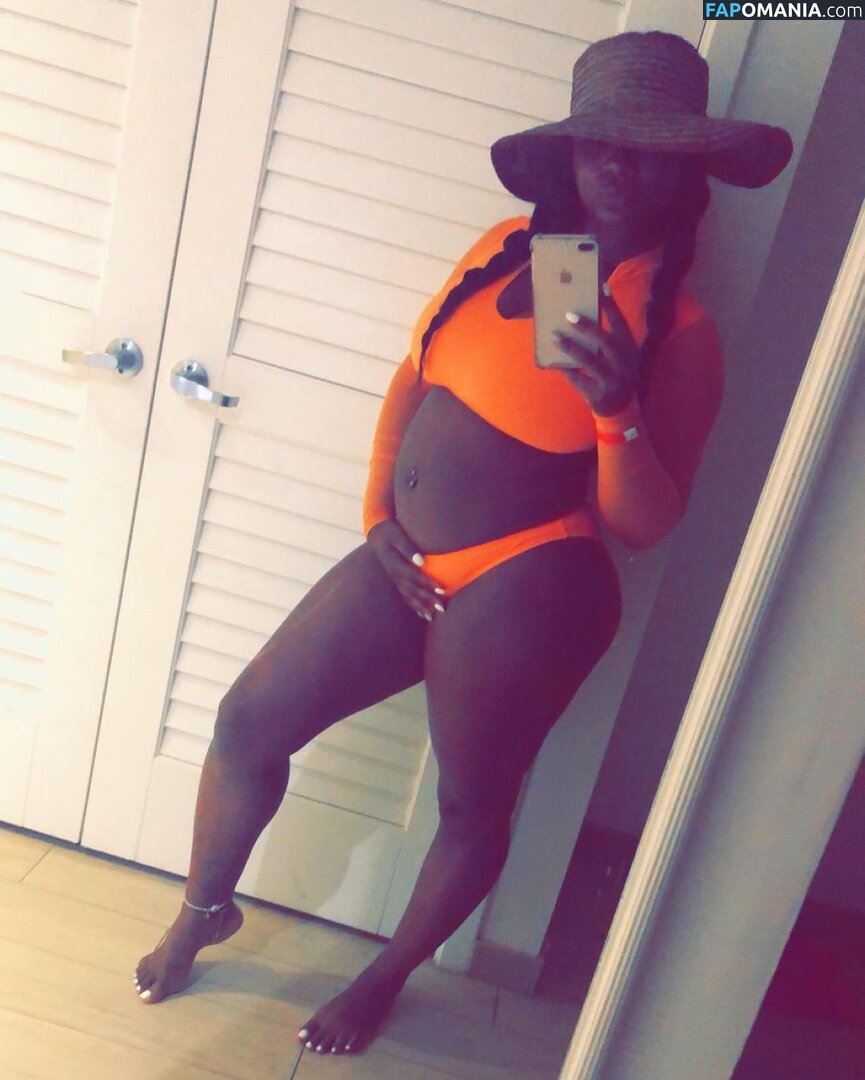 ms.howshename868 Nu OnlyFans  Foto vazada #5