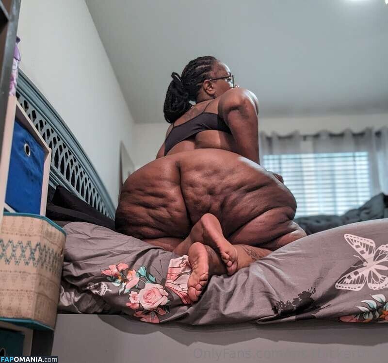 ms.thickerthan / ms_thicker_than_most Nu OnlyFans  Foto vazada #5