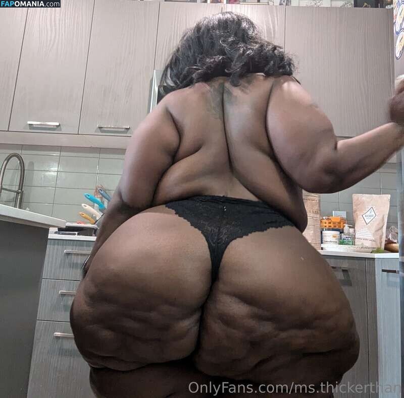 ms.thickerthan / ms_thicker_than_most Nu OnlyFans  Foto vazada #6
