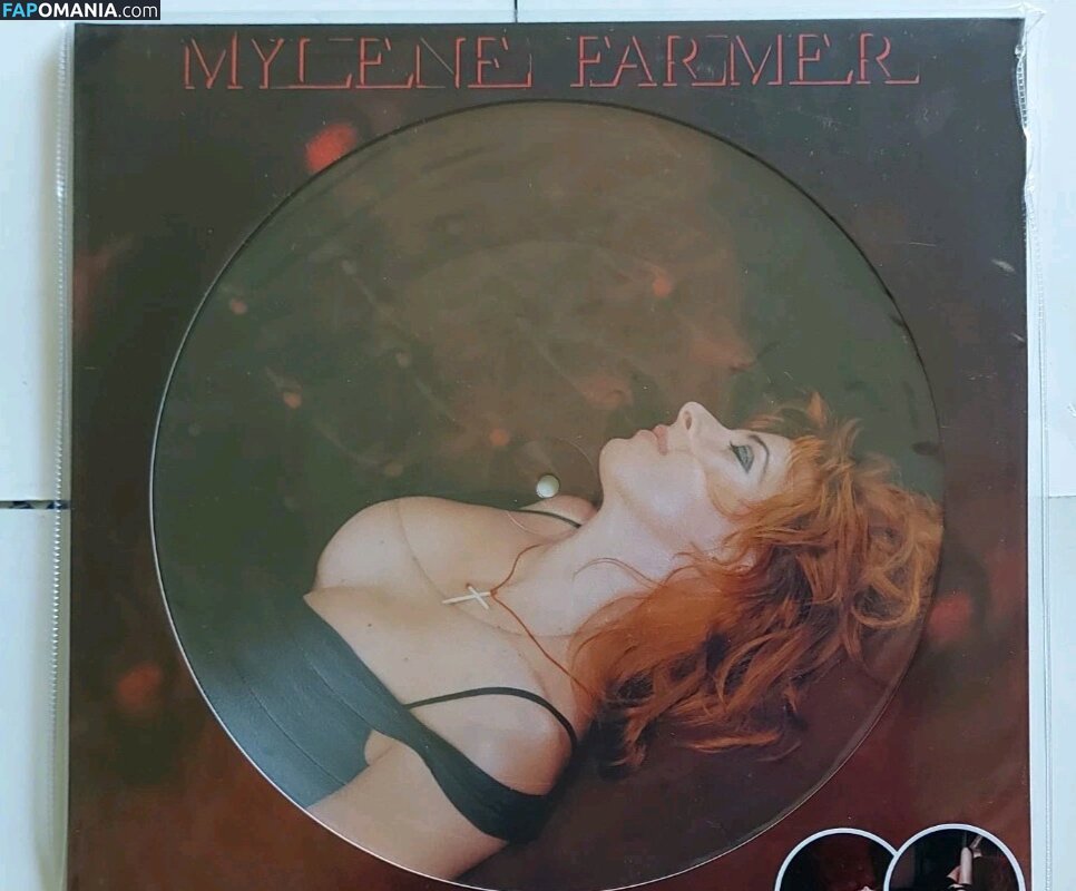 Mylène Farmer Nu OnlyFans  Foto vazada #6
