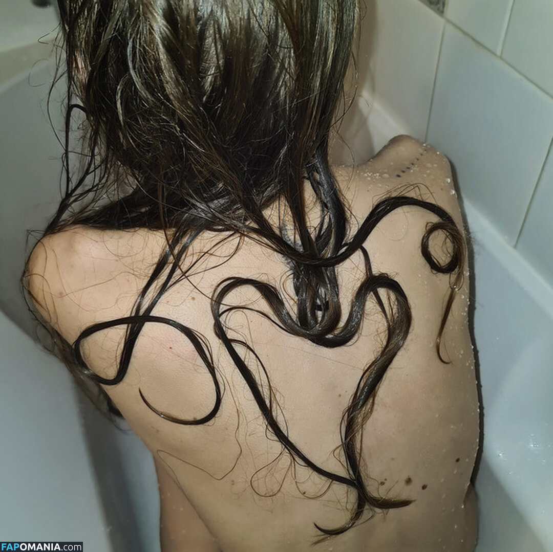 myloneliness Nu OnlyFans  Foto vazada #9
