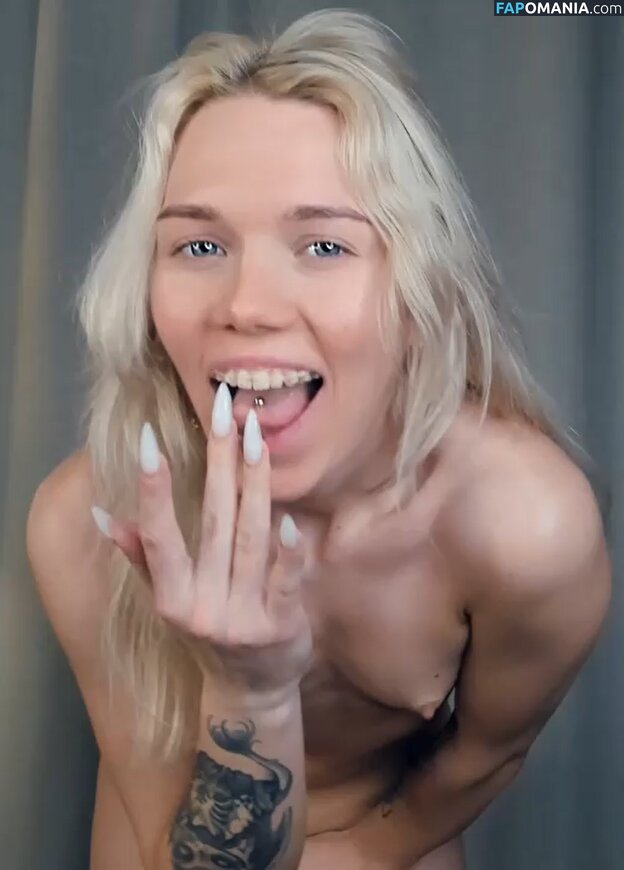 girlnamedviolet / myviolet_rush Nu OnlyFans  Foto vazada #23