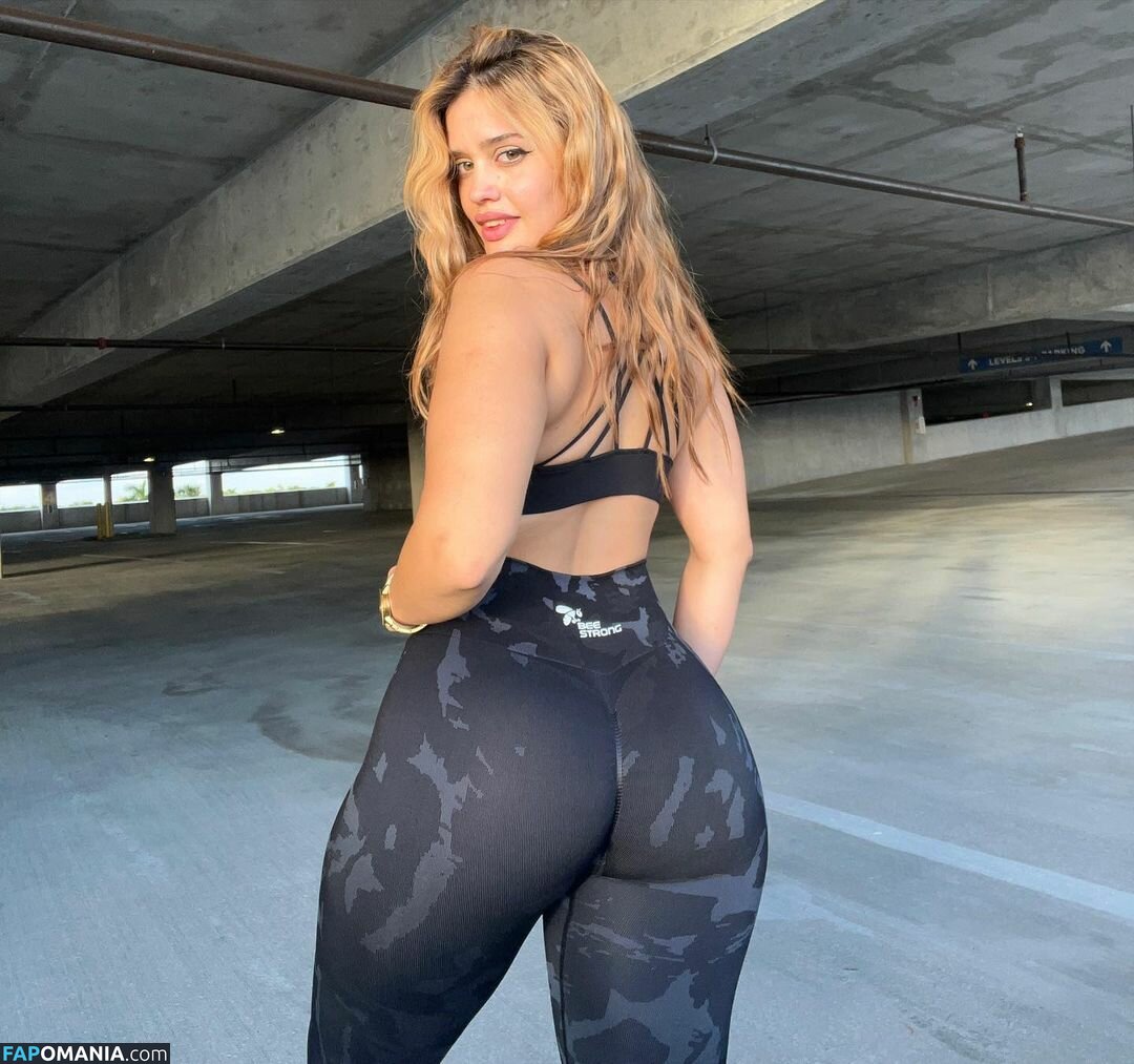 Nadia G / nadia_g / nadiagstar Nu OnlyFans  Foto vazada #171