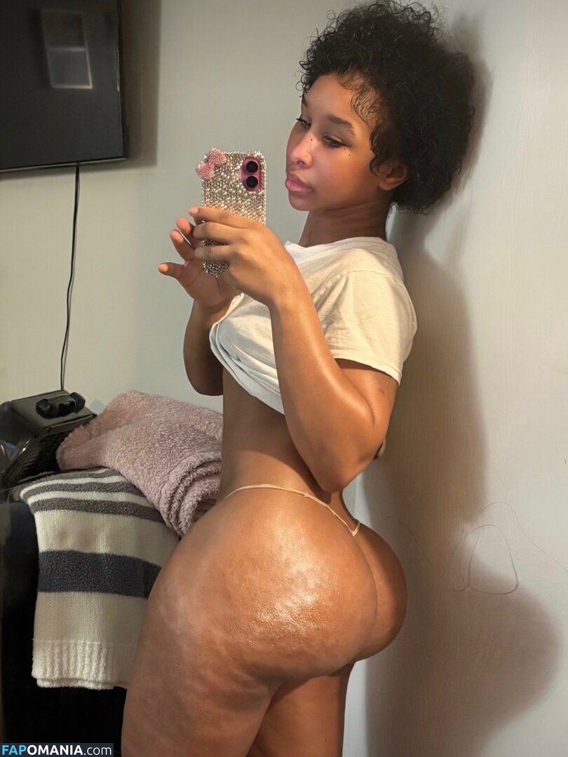Naebxaa / boujeeea Nu OnlyFans  Foto vazada #2