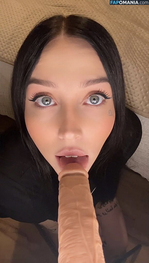 Naomi Ella / naomiella_of / naomiella_x Nu OnlyFans  Foto vazada #14
