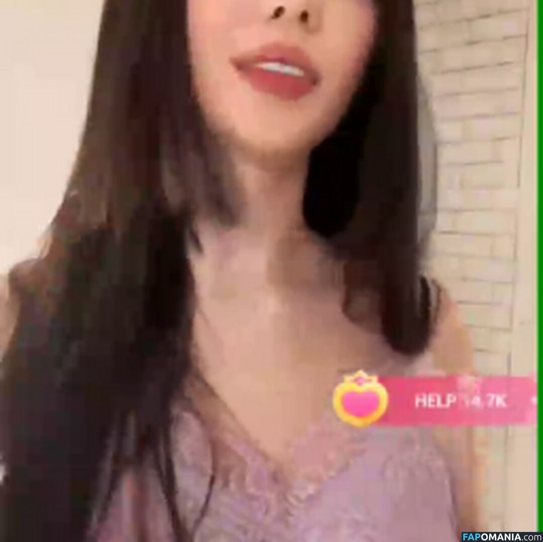 https: / itsnanacastro / naracastro Nu OnlyFans  Foto vazada #2