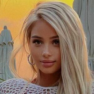Nastasia Still