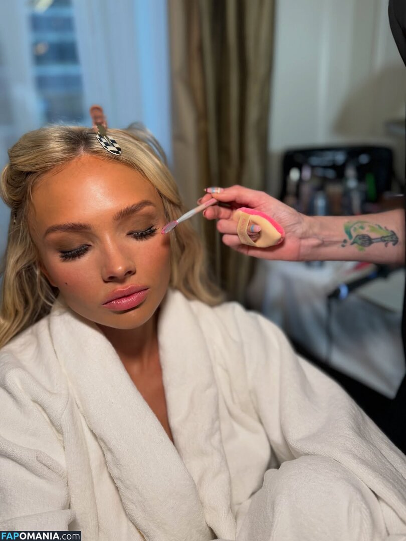 Natalie Alyn Lind / NatalieAlynLind / https: / natalynlind Nu OnlyFans  Foto vazada #506