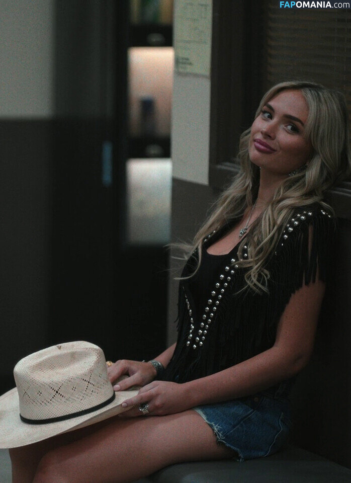 Natalie Alyn Lind / NatalieAlynLind / https: / natalynlind Nu OnlyFans  Foto vazada #571