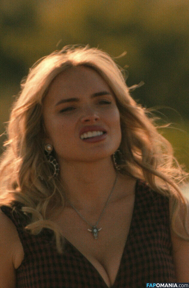 Natalie Alyn Lind / NatalieAlynLind / https: / natalynlind Nu OnlyFans  Foto vazada #575