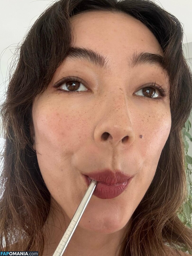 Natasha Liu Bordizzo / natashaliubordizzo Nu OnlyFans  Foto vazada #5