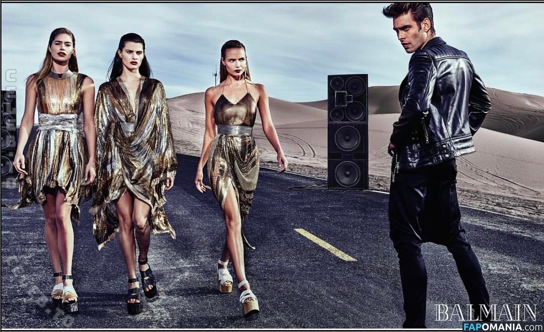 Natasha Poly / NatashaPolyOFFICIAL / https: / natashapoly / poly_natasha Nu OnlyFans  Foto vazada #9